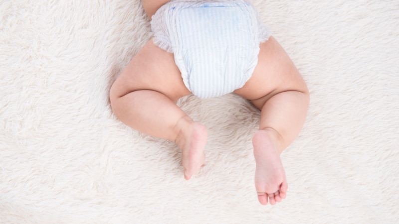 bentuk feses bayi diare