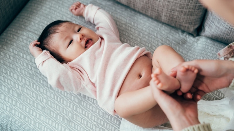 BAB anak berwarna hijau