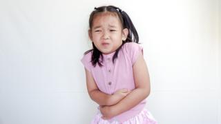 sakit perut anak bagian tengah